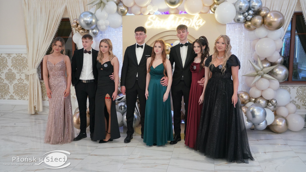 Zespół Szkół w Raciążu studniówkowo