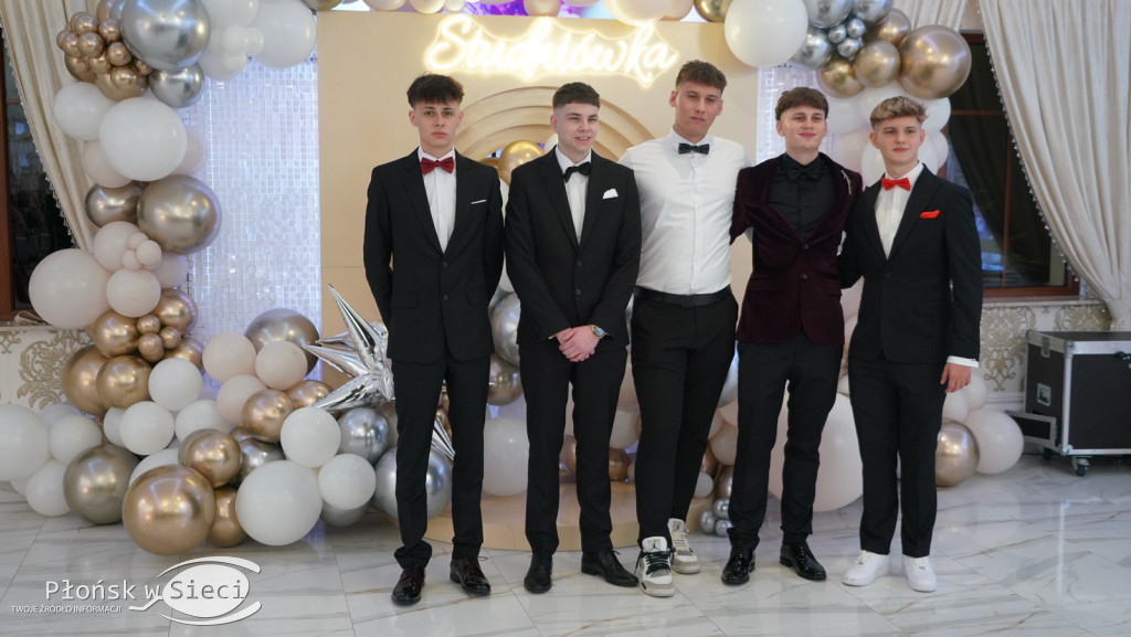 Zespół Szkół w Raciążu studniówkowo