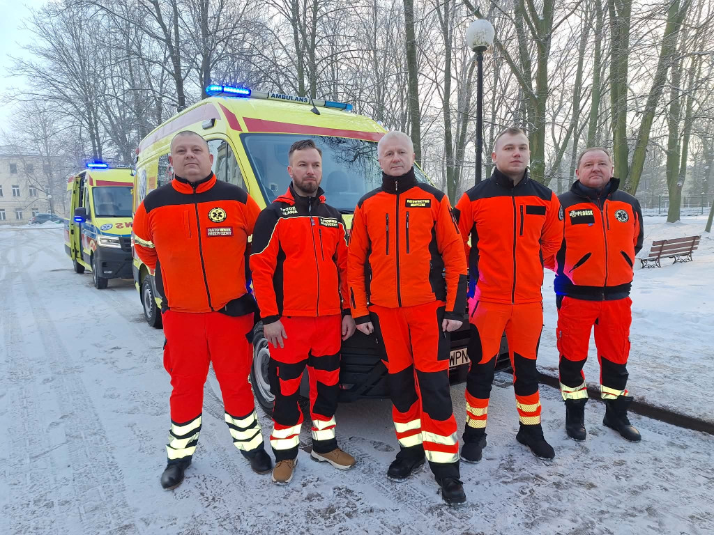 Nowe karetki i sprzęt dla płońskiego szpitala