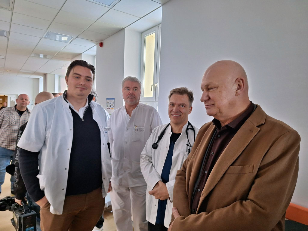 Nowe karetki i sprzęt dla płońskiego szpitala