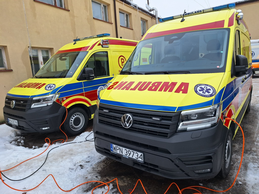 Nowe karetki i sprzęt dla płońskiego szpitala