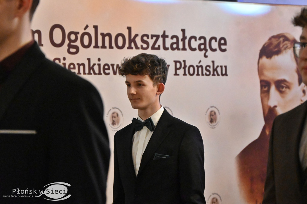 Studniówka płońskiego ogólniaka