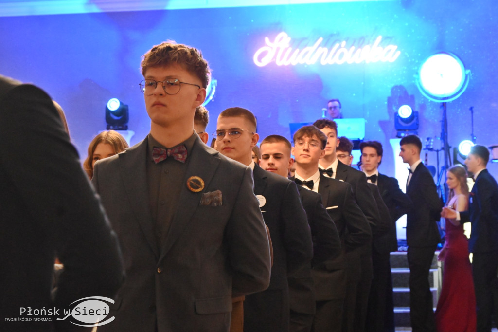 Studniówka płońskiego ogólniaka