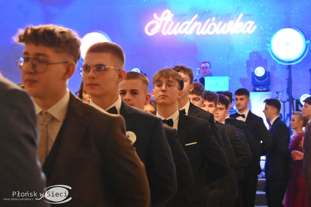 Studniówka płońskiego ogólniaka