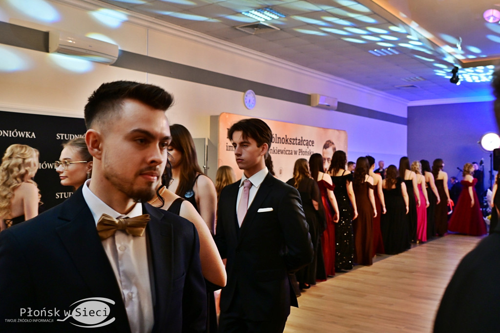 Studniówka płońskiego ogólniaka