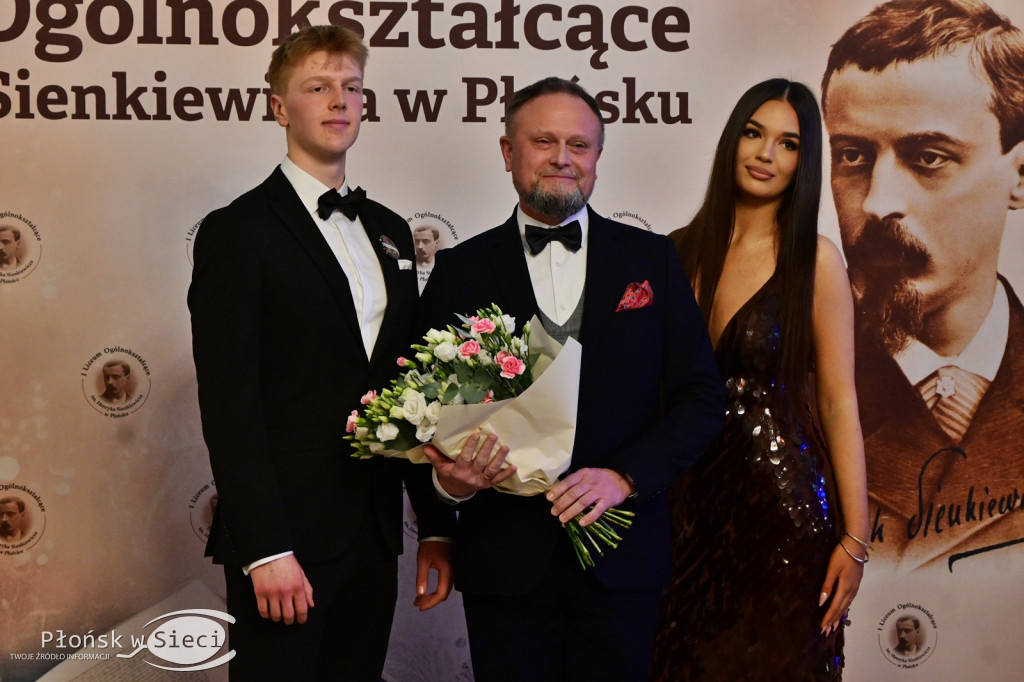 Studniówka płońskiego ogólniaka