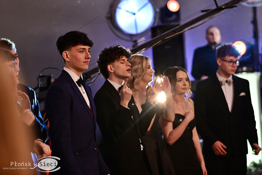 Studniówka płońskiego ogólniaka