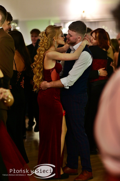 Studniówka płońskiego ogólniaka