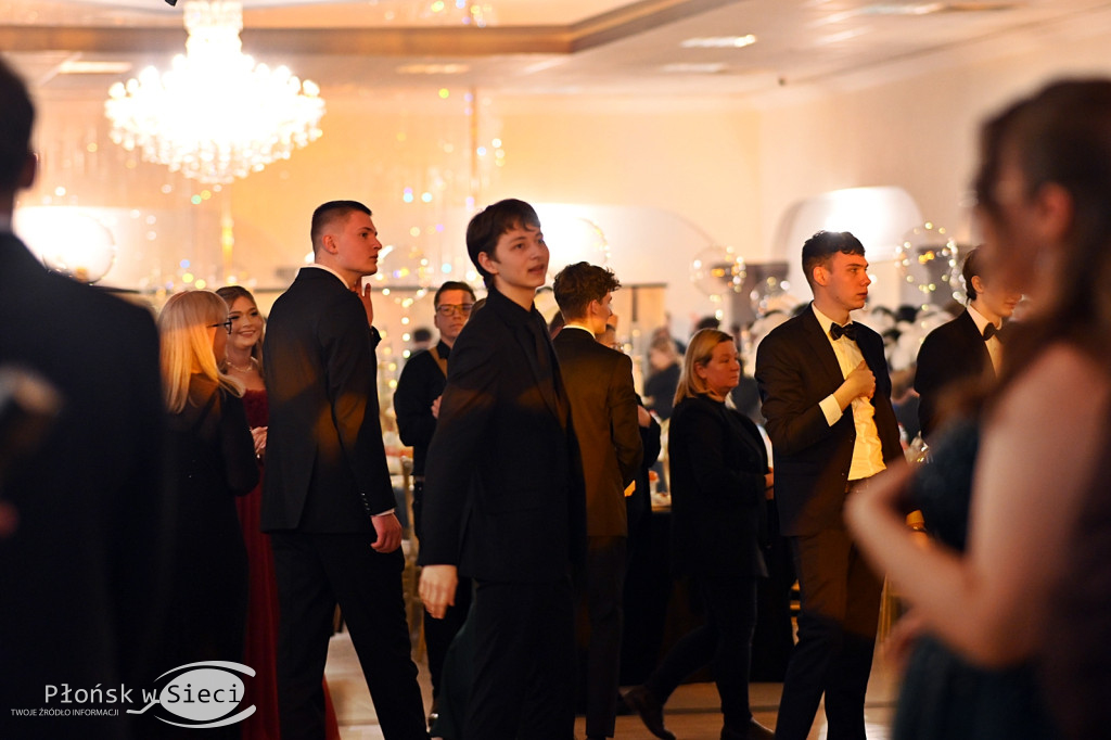 Studniówka płońskiego ogólniaka