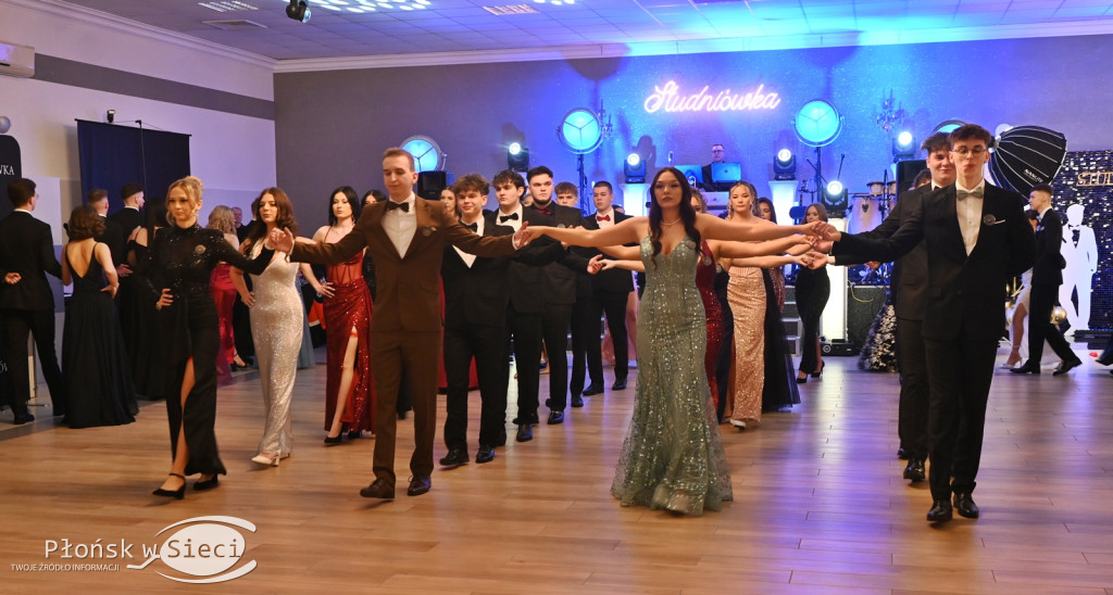 Studniówkowy bal maturzystów z Rutek