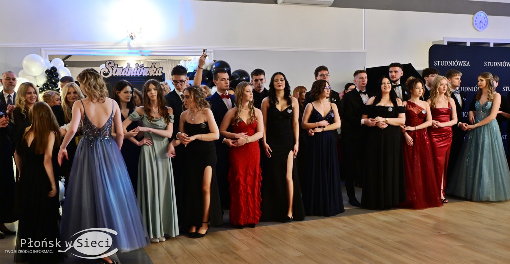 Studniówkowy bal maturzystów z Rutek