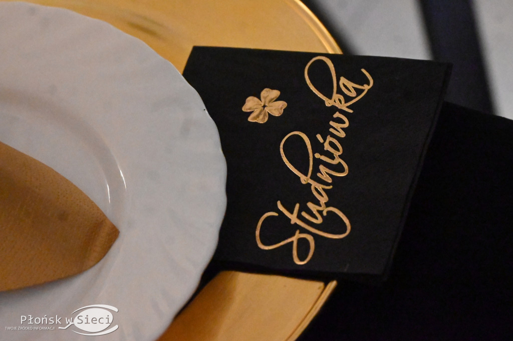 Studniówkowy bal maturzystów z Rutek