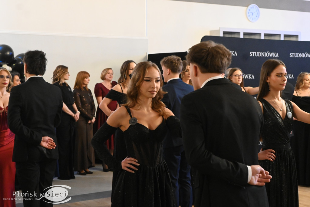 Studniówkowy bal maturzystów z Rutek