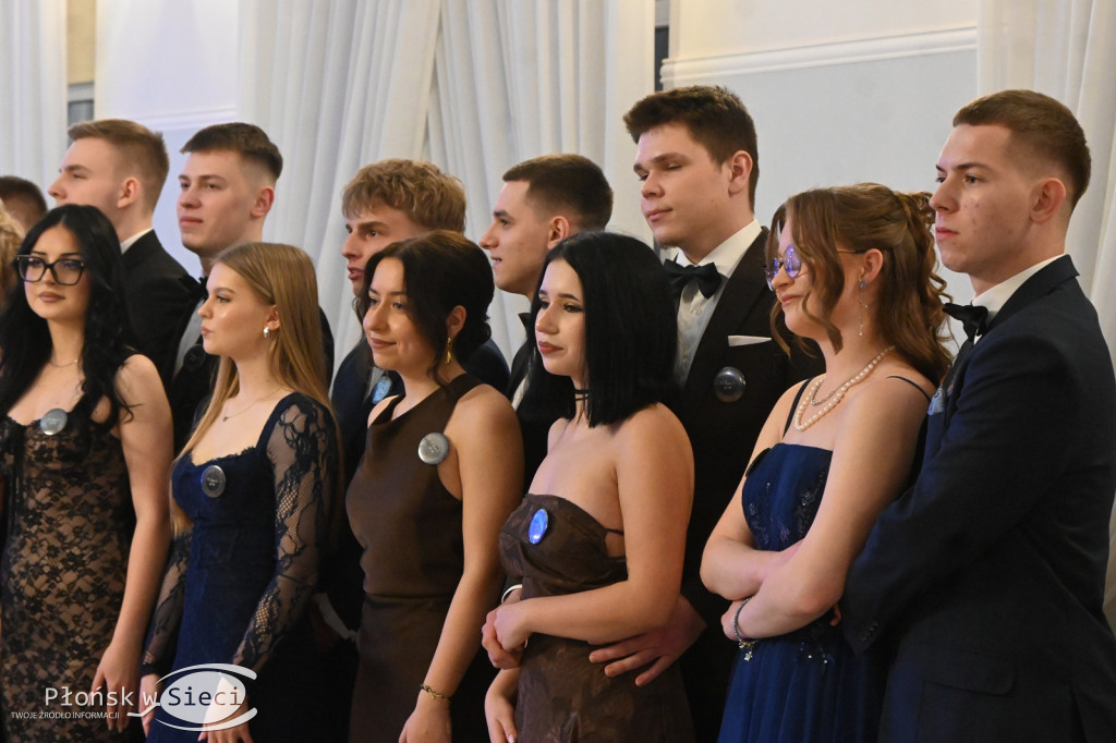 Studniówkowy bal maturzystów z Rutek