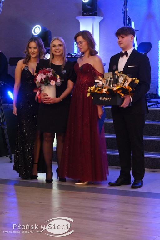 Studniówkowy bal maturzystów z Rutek