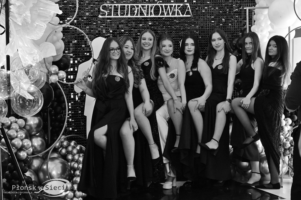 Studniówkowy bal maturzystów z Rutek