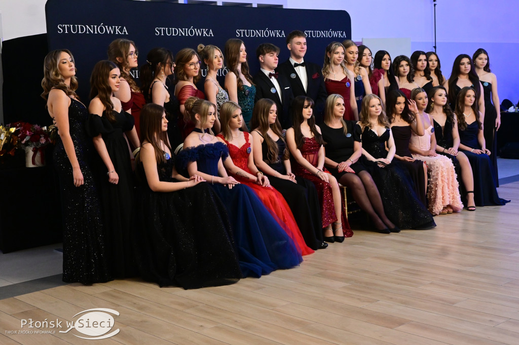 Studniówkowy bal maturzystów z Rutek