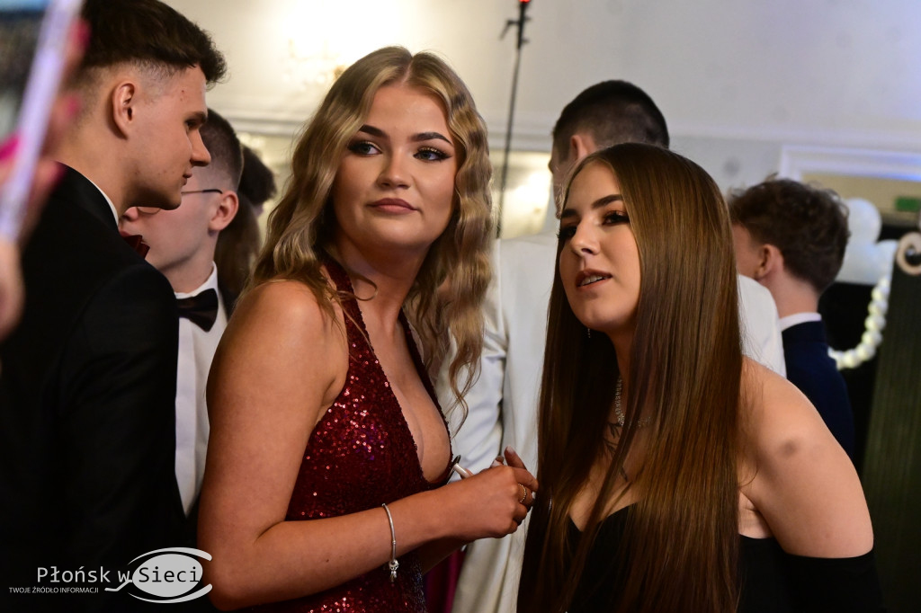 Studniówkowy bal maturzystów z Rutek
