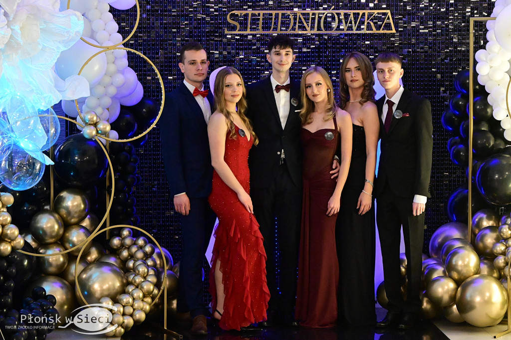 Studniówkowy bal maturzystów z Rutek