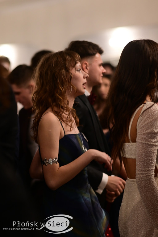 Studniówkowy bal maturzystów z Rutek