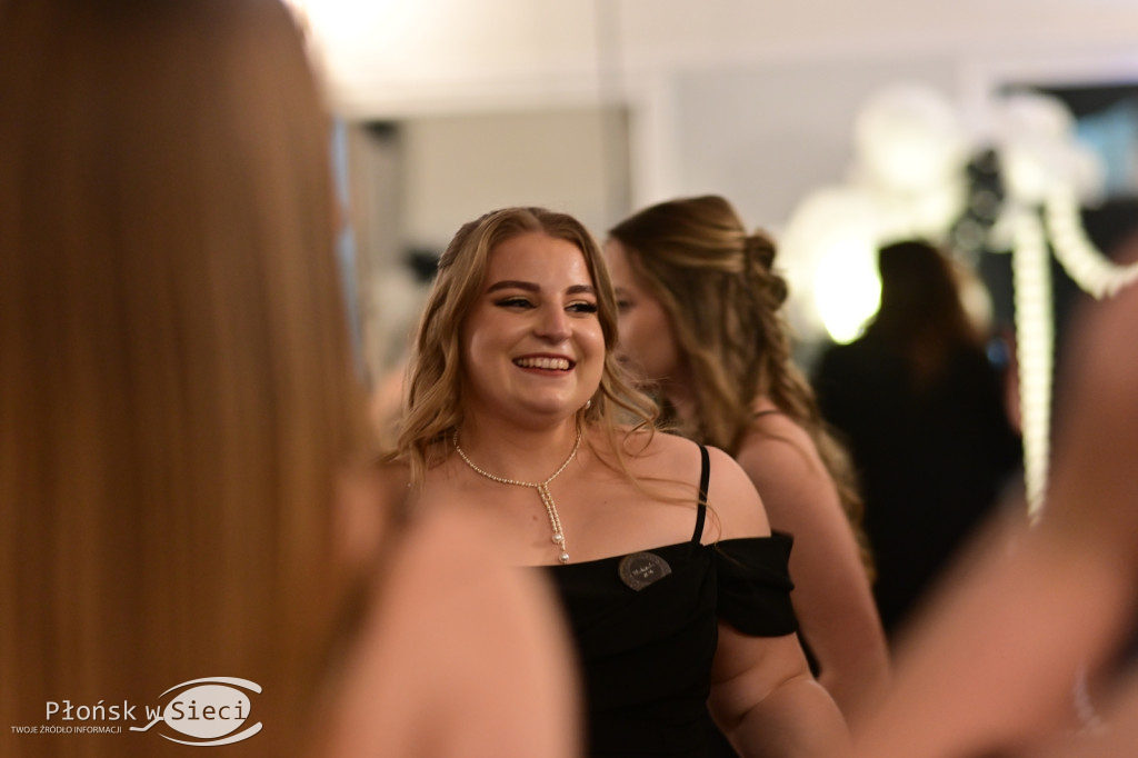 Studniówkowy bal maturzystów z Rutek