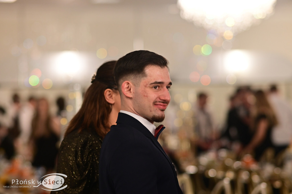 Studniówkowy bal maturzystów z Rutek