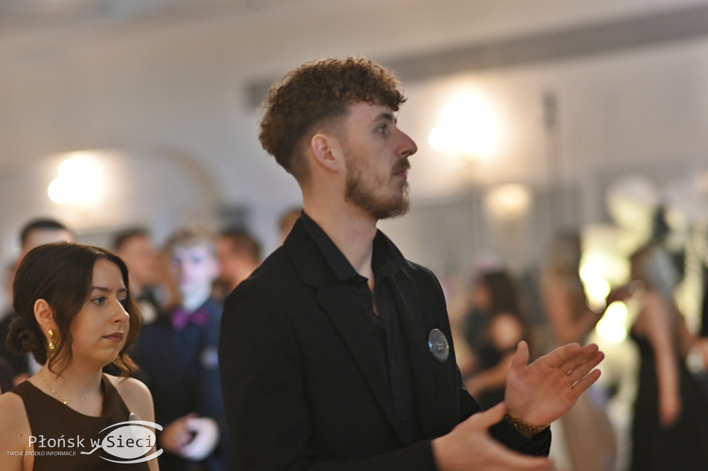 Studniówkowy bal maturzystów z Rutek