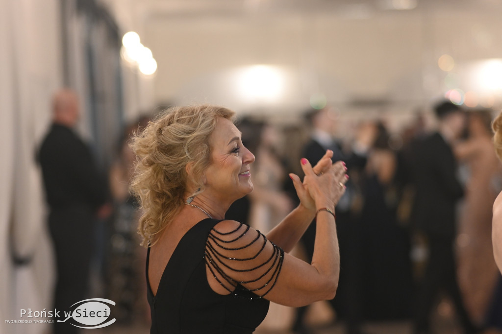 Studniówkowy bal maturzystów z Rutek