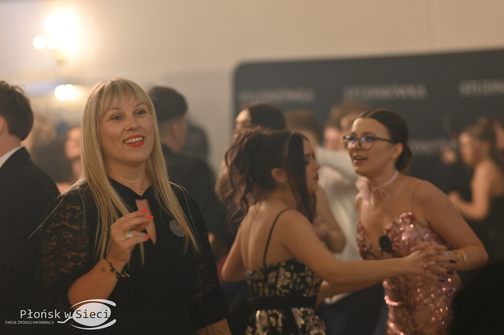 Studniówkowy bal maturzystów z Rutek