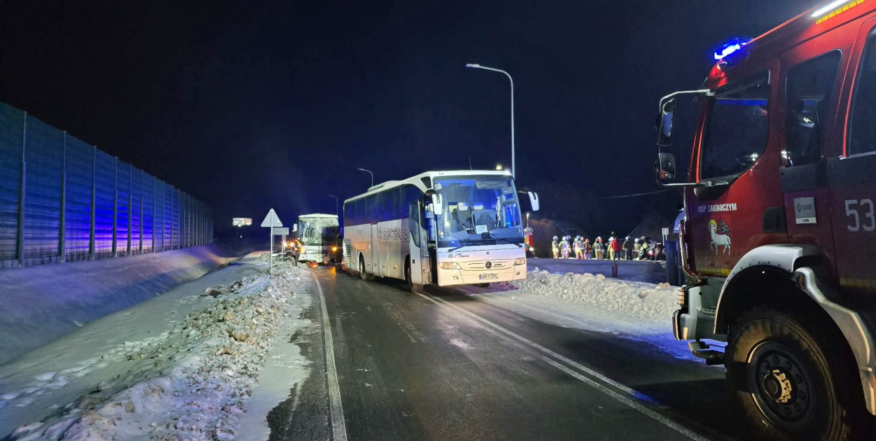 Wypadek autokarów w Kroczewie