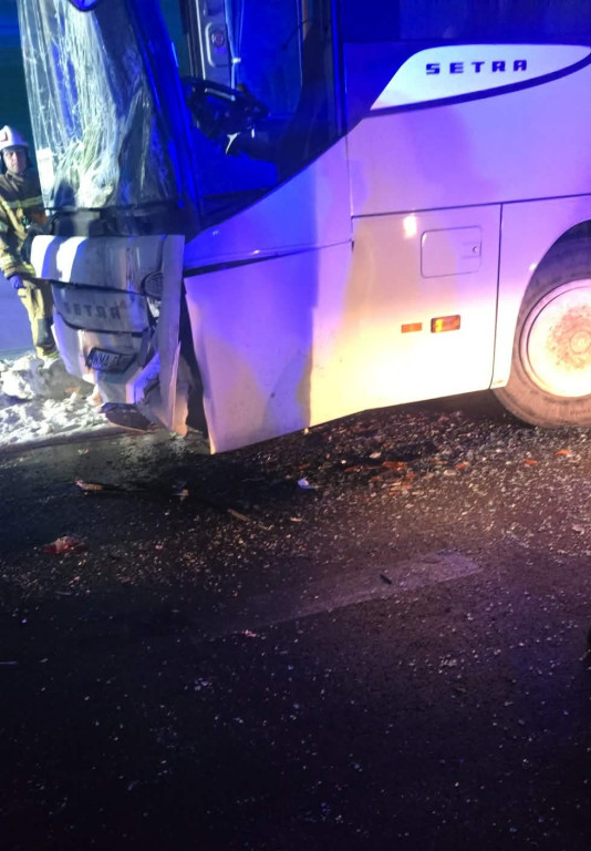 Wypadek autokarów w Kroczewie
