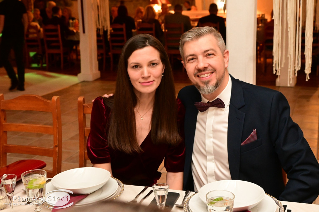 Charytatywny bal w Walentynki