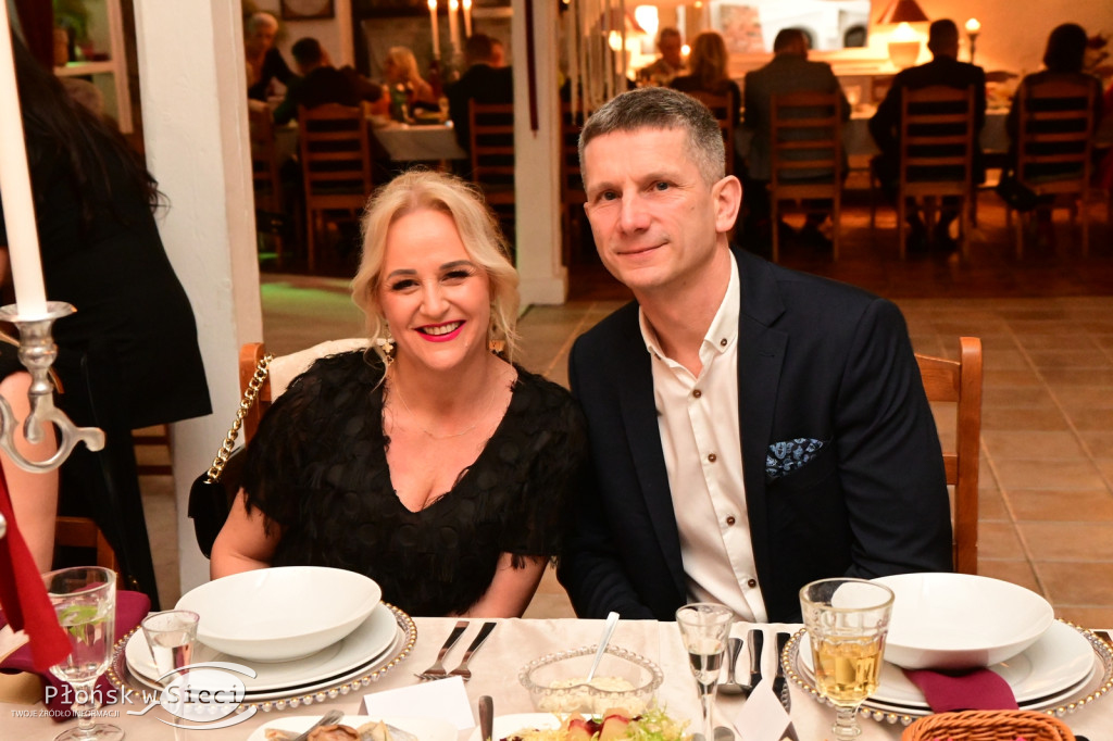 Charytatywny bal w Walentynki