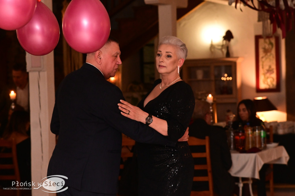 Charytatywny bal w Walentynki