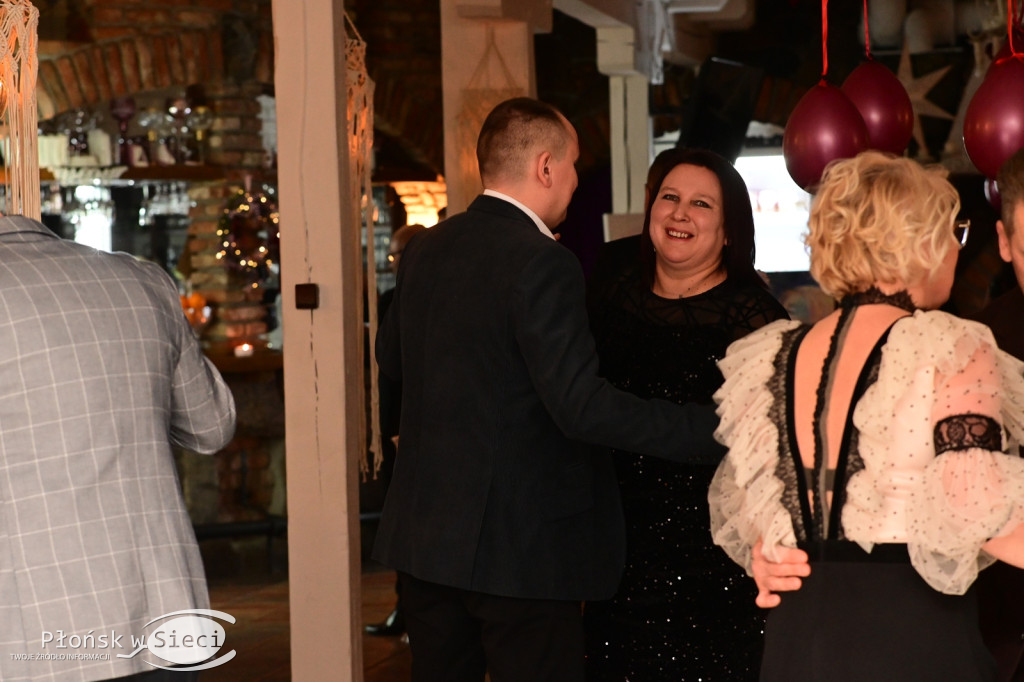 Charytatywny bal w Walentynki