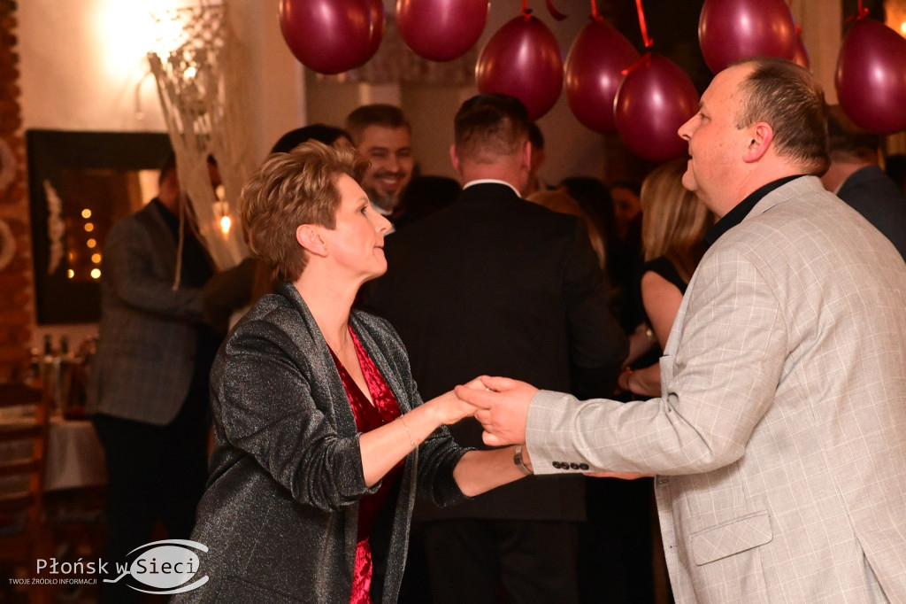 Charytatywny bal w Walentynki