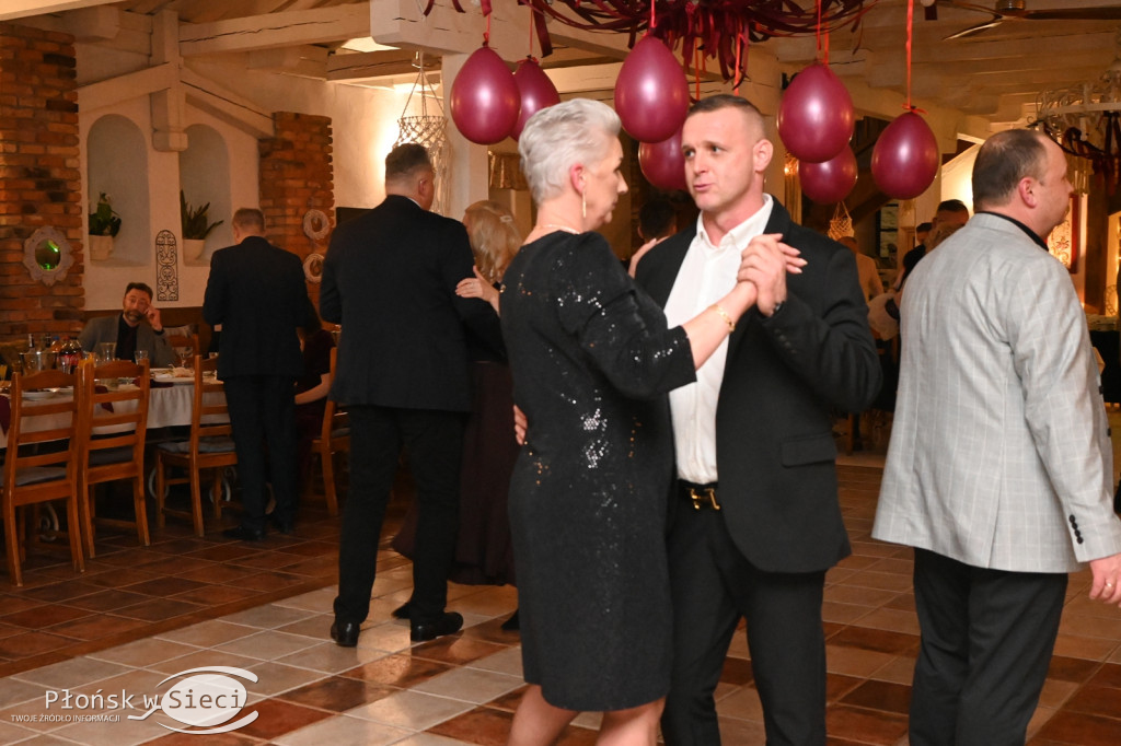 Charytatywny bal w Walentynki