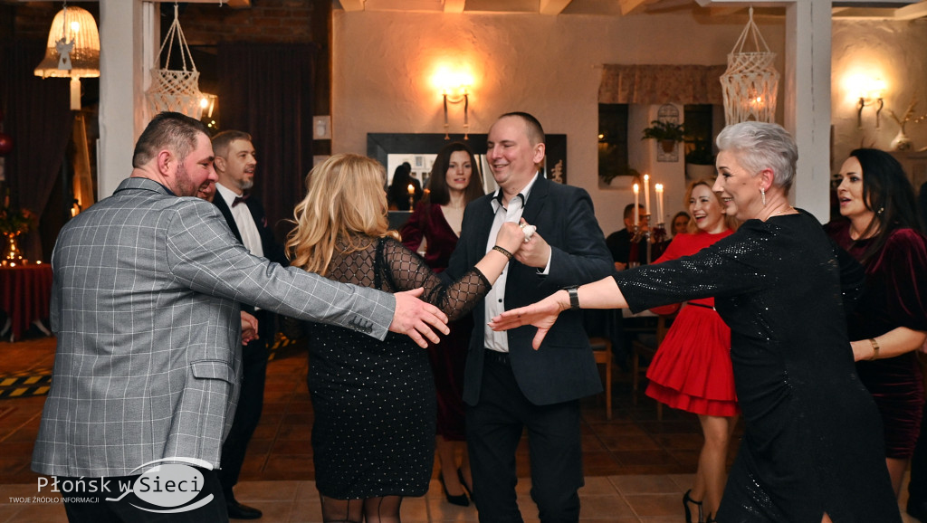 Charytatywny bal w Walentynki