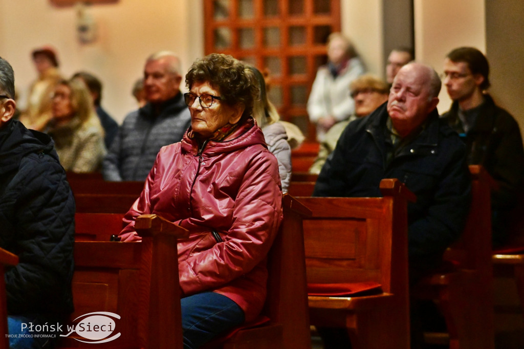 Halina Frąckowiak zaśpiewała w Płońsku