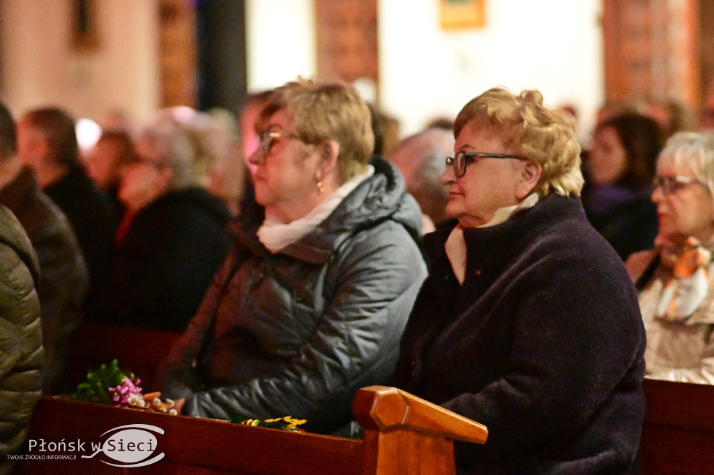 Halina Frąckowiak zaśpiewała w Płońsku