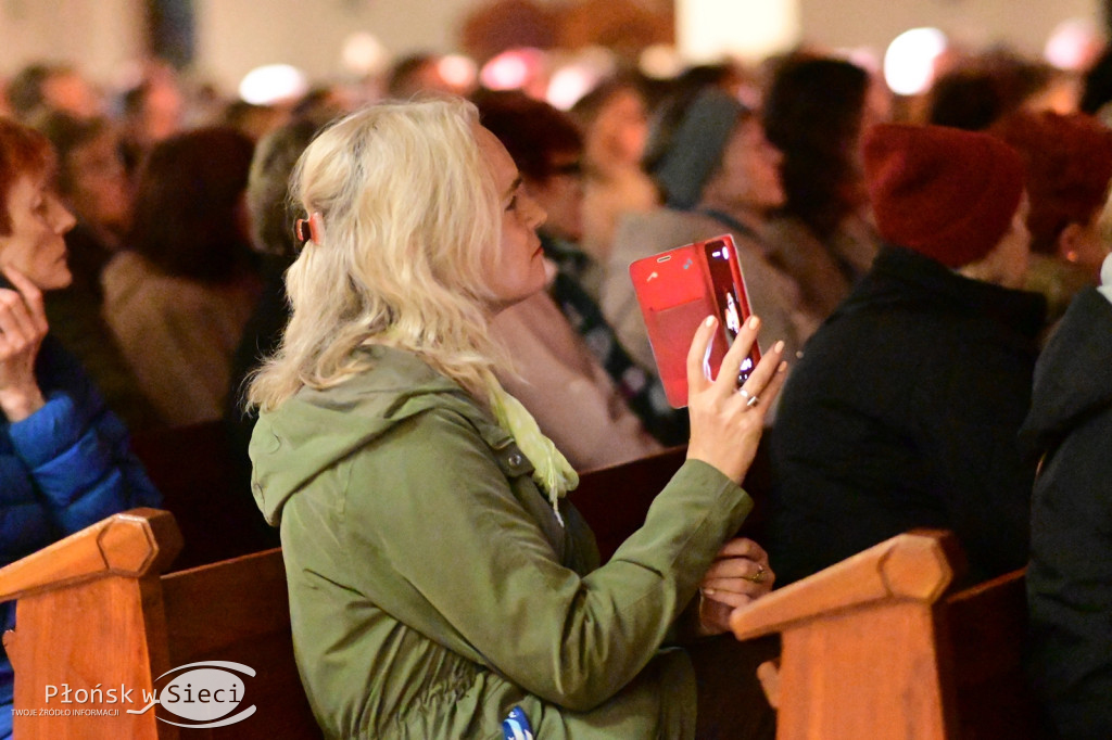Halina Frąckowiak zaśpiewała w Płońsku
