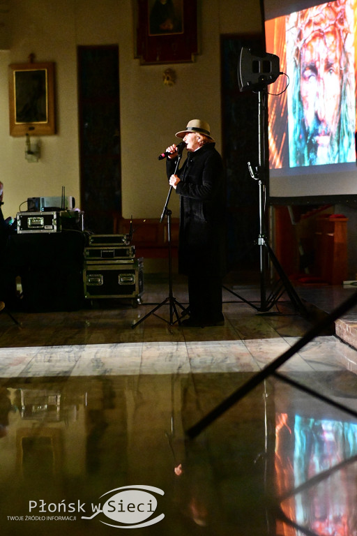 Halina Frąckowiak zaśpiewała w Płońsku
