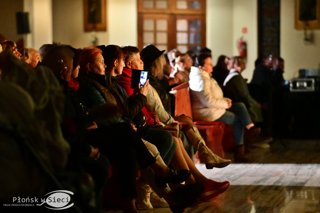 Halina Frąckowiak zaśpiewała w Płońsku