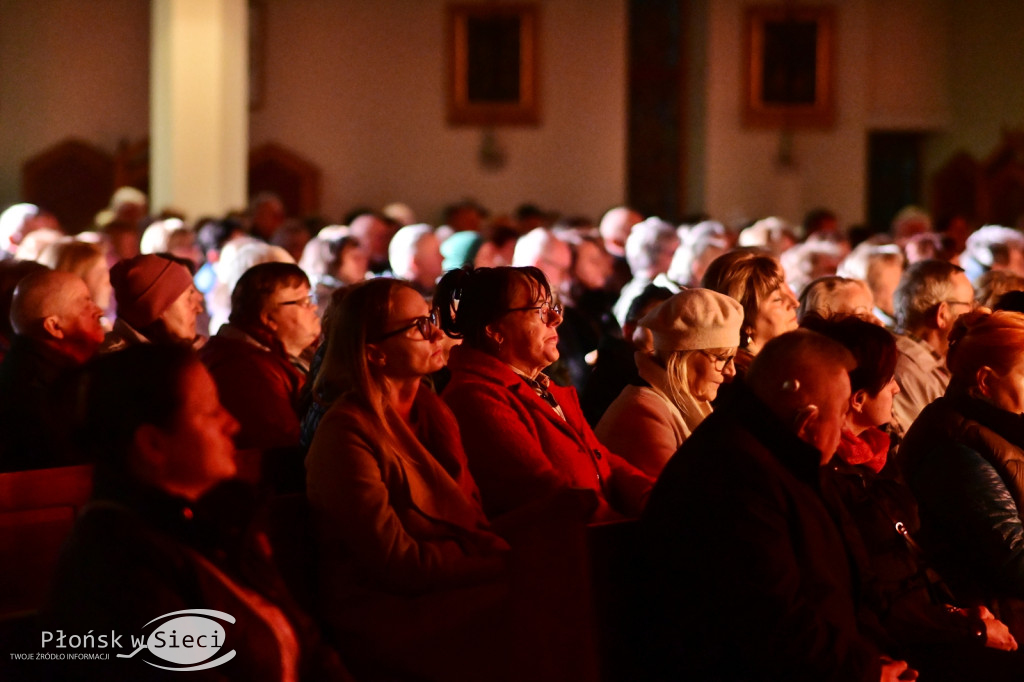 Halina Frąckowiak zaśpiewała w Płońsku