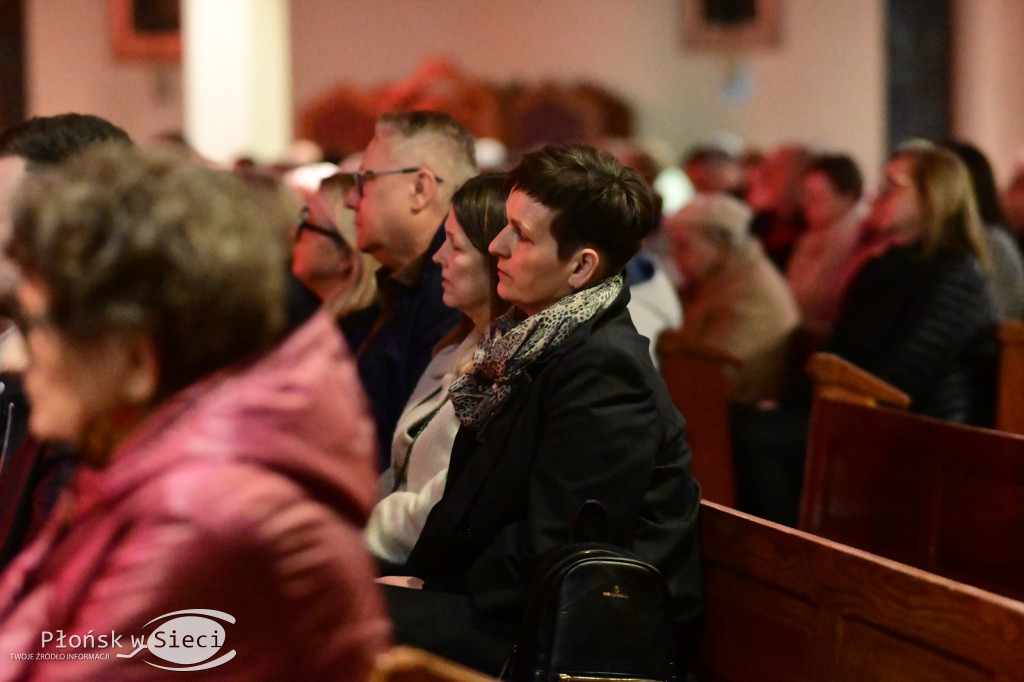 Halina Frąckowiak zaśpiewała w Płońsku