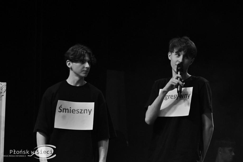 Profilaktyczny spektakl w płońskim kinie