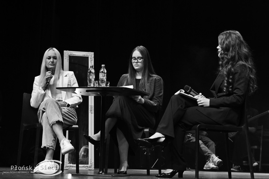 Profilaktyczny spektakl w płońskim kinie