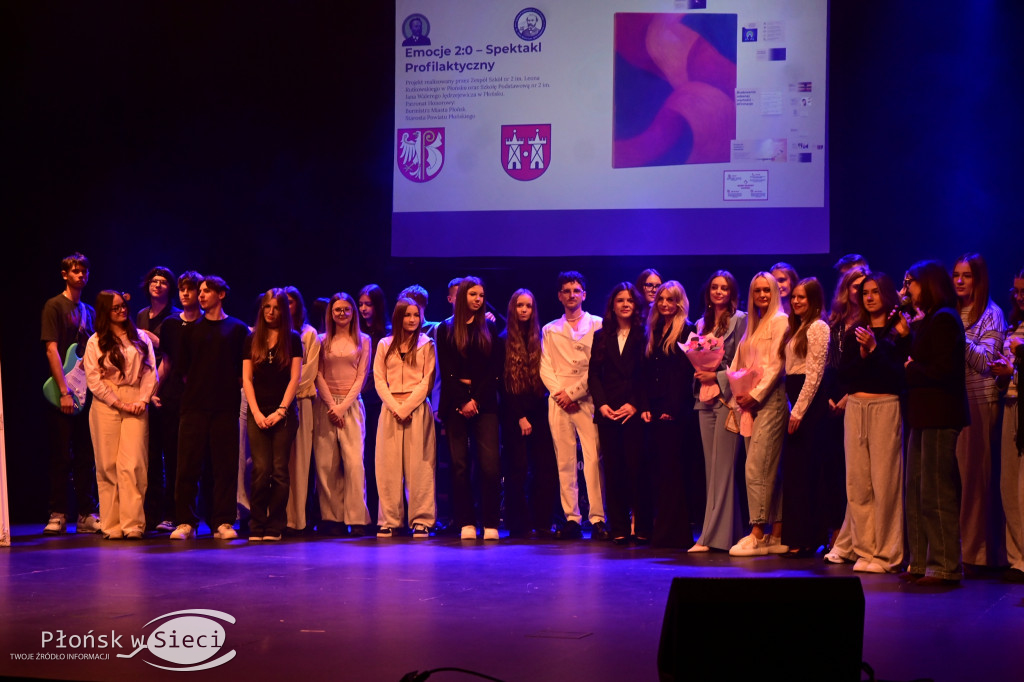 Profilaktyczny spektakl w płońskim kinie