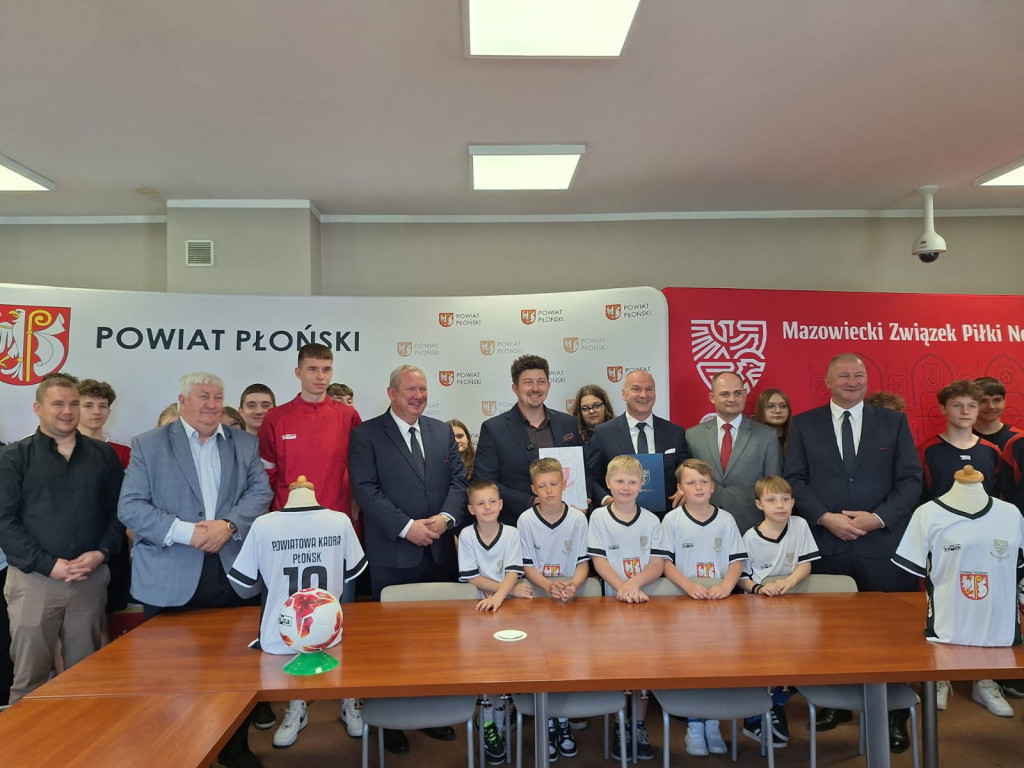 Umowa na piłkarski projekt podpisana