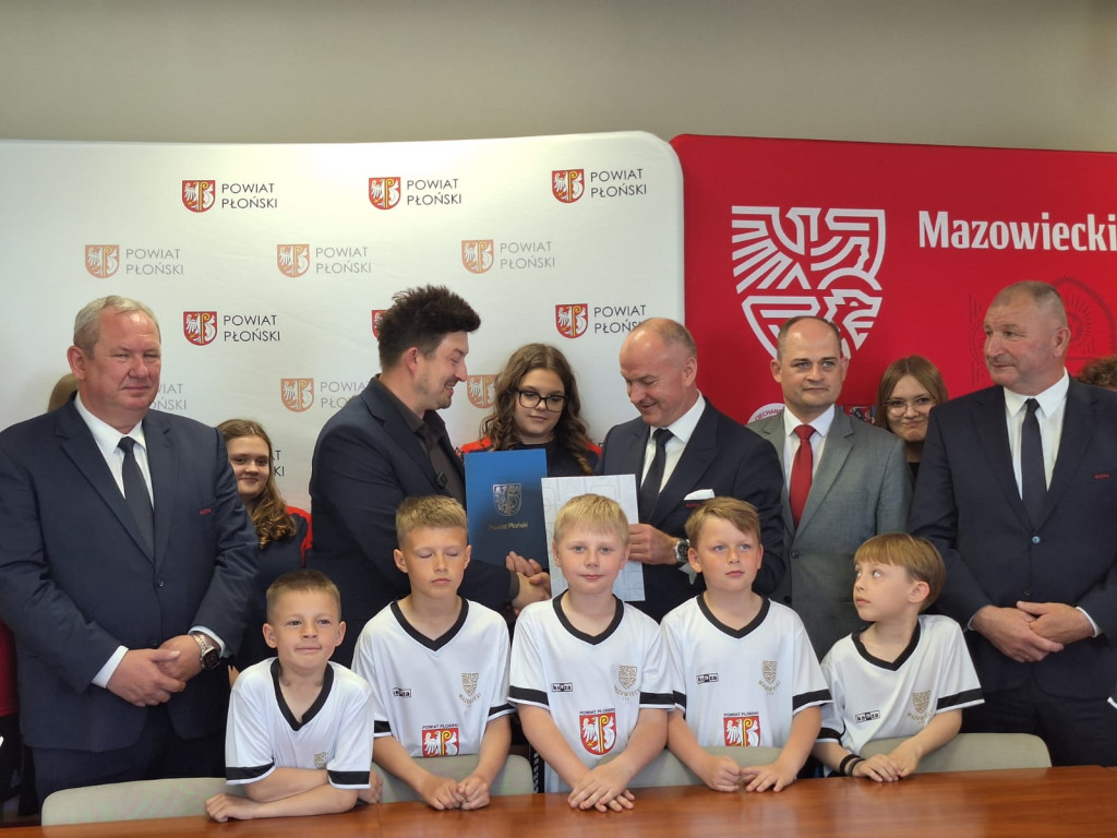 Umowa na piłkarski projekt podpisana